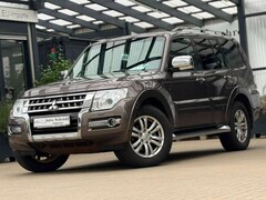 Bild des Angebotes Mitsubishi Pajero Aut. 3.2 DI-D 4WD TOP, 7-Sitze, AHK, Pano, Leder