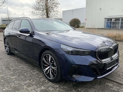 Bild des Angebotes BMW 530 e xDrive M Sport Pro Bower&Wilkins PANO AHK