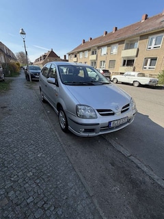 Bild des Angebotes Nissan Almera Tino Aut. acenta