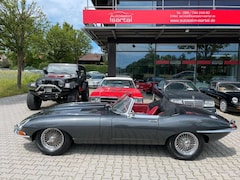 Bild des Angebotes Jaguar E-Type S 1 4.2 Roadster -High-Tec-Restaur. -H-Kz