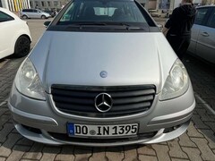 Bild des Angebotes Mercedes-Benz 180 elegance