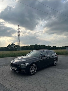 Bild des Angebotes BMW 325 325d Touring Aut. Luxury Line