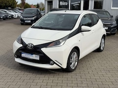 Bild des Angebotes Toyota Aygo 1.0 x-play touch *RFKamera*