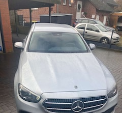 Mercedes-Benz 220 E Klasse T Modell