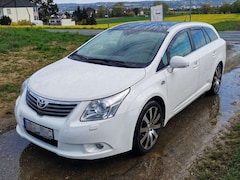 Bild des Angebotes Toyota Avensis Avensis Combi Diesel Combi 2.2 D-4D Automatik TEC-Edition