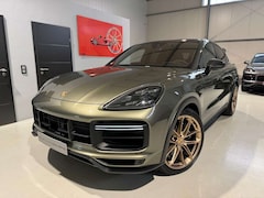 Bild des Angebotes Porsche Cayenne Coupe Turbo GT PTS Lightoakgreen TOP