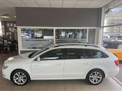 Bild des Angebotes Skoda Superb TDI Combi Family DSG Xenon AHK