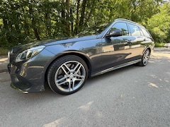 Bild des Angebotes Mercedes-Benz E 500 4MATIC/MB-100 Garantie/Standheiz/AIRMATIC/LED/ACC/Park-Assist.