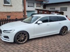 Bild des Angebotes Volvo V90 Momentum Top Ausstattung Tolle Optik Tiefer 20"Alu