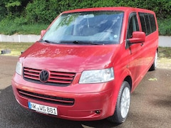 Bild des Angebotes VW Bus VW T5 Caravelle 2,5 TDI mit Rollstuhlrampe u. hydraulischer Absenkung
