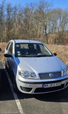 Bild des Angebotes Fiat Punto 1.2 8V 2 Jahre Tüv