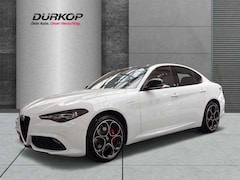 Bild des Angebotes Alfa Romeo Giulia 2.0 Turbo Veloce Allrad AT NAVI Leder LED