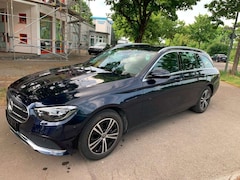 Mercedes-Benz E 220 T d*Avantgarde