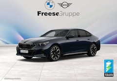 Bild des Angebotes BMW i5 xDrive40 AHK 360° STANDHZ HEAD-UP SITZBELÜFT