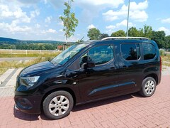 Bild des Angebotes Opel Combo Life Innovation*Panoramadach*Standheizung*Navi*Keyless*