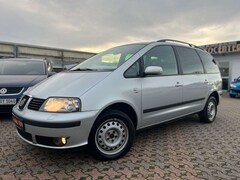 Bild des Angebotes SEAT Alhambra Vigo*7SITZER*PDC*SITZHEIZUNG*AHK*