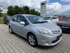 Bild des Angebotes Toyota Auris Edition** 135812 KM ** 4 Türer **