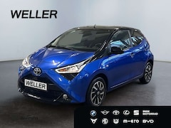 Bild des Angebotes Toyota Aygo x-final *Teilleder*CAM*CarPlay*SmartKey*DAB*