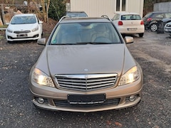 Bild des Angebotes Mercedes-Benz C 180 C 180 T CGI BlueEfficiency (204.249)