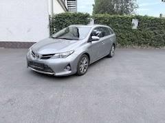 Bild des Angebotes Toyota Auris 1.8 VVT-i Hybrid Automatik Touring Sports Executive