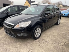Bild des Angebotes Ford Focus Lim. Concept 1.6i gepflegter Zustand