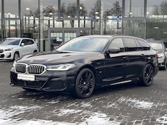 Bild des Angebotes BMW 530 530 i M Sport / Leder / Glasdach / Laserlicht