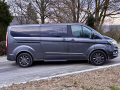 Bild des Angebotes Ford Tourneo Custom Ford Tourneo Custom L2 Titanium 2.0 EcoBlue Automatik 170 PS – 8 Sitze – Navi – Sitzheizung