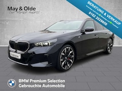 Bild des Angebotes BMW 520 i M Sportpaket HUD AHK Pano Navi Soundsystem B&W I