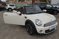 Bild des Angebotes MINI Cooper Cabrio 1.6 16V Chili Leder/Navi/Xenon/SH/PDC/Alu 17