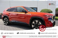 Bild des Angebotes BMW XM "INDIVIDUAL" B&W-AHK-Massage-DriversP.-Iconic