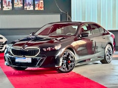 Bild des Angebotes BMW 550 e xDrive M Sport Pro Pano IconicGlow ACC 360°