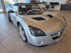 Opel Speedster 2.2