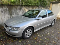 Bild des Angebotes Opel Astra 1.8 Selection Sportive