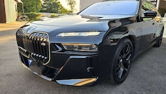 Bild des Angebotes BMW 760 M760e xDrive MIndividual M-Performance