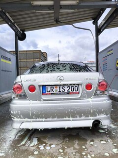 Bild des Angebotes Lexus IS 200 Sport /Schalter/TRD Bodykit/Torsen/2Hand/Tüv!