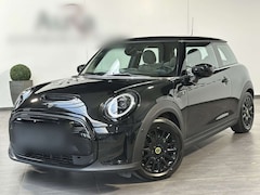 Bild des Angebotes MINI Cooper SE Classic Trim NAV+LED+KAMERA+PANO+H&K