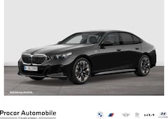 Bild des Angebotes BMW 520 i Limousine M Sport AHK Pano Standheiz. DA+ H/K PA