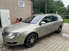 Bild des Angebotes VW Passat Variant Passat Variant 3.2 V6 FSI 4Motion DSG Highline