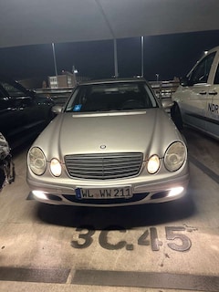 Bild des Angebotes Mercedes-Benz E 240 4Matic Classic