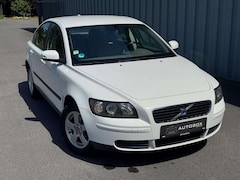 Bild des Angebotes Volvo S40 Lim. 1.6 Kinetic*LEDER