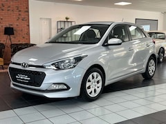 Bild des Angebotes Hyundai i20 blue 1.1 CRDi KLIMA/SHZ/PDC/AUX/USB/2.HD/BT