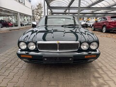 Bild des Angebotes Daimler Double Six 6.0 V12 neuer TÜV für H-Kennzeichen