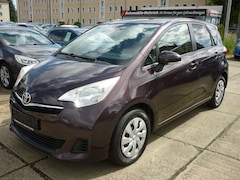 Bild des Angebotes Toyota Verso-S 1.33 VVT-i Life Rückfahr-Kamera! Panorama-Dach!