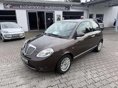 Bild des Angebotes Lancia Ypsilon Oro 1,4 8V*orig.97tkm,Klima, 8 fach*