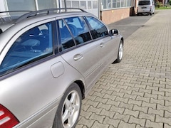 Bild des Angebotes Mercedes-Benz 220 Avantgarde  T model CDI