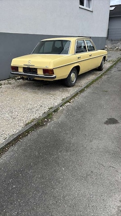 Mercedes-Benz W 114/115 Strich-Acht