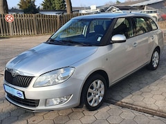 Bild des Angebotes Skoda Fabia Elegance, Facelift,Navi,Sitzheizung, PDC,Euro 5,