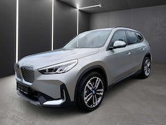 Bild des Angebotes BMW iX1 xDrive30 19"+AC-LADEN PRO+DRIVING+PARKING-ASS+ACTI