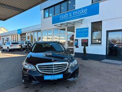 Bild des Angebotes Mercedes-Benz E 350 BlueTec 4Matic *LED/Navi/SHZ/PDC*