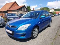 Bild des Angebotes Hyundai i30 1,6 cw Classic Blue Klima AHK TÜV HU 11.2026